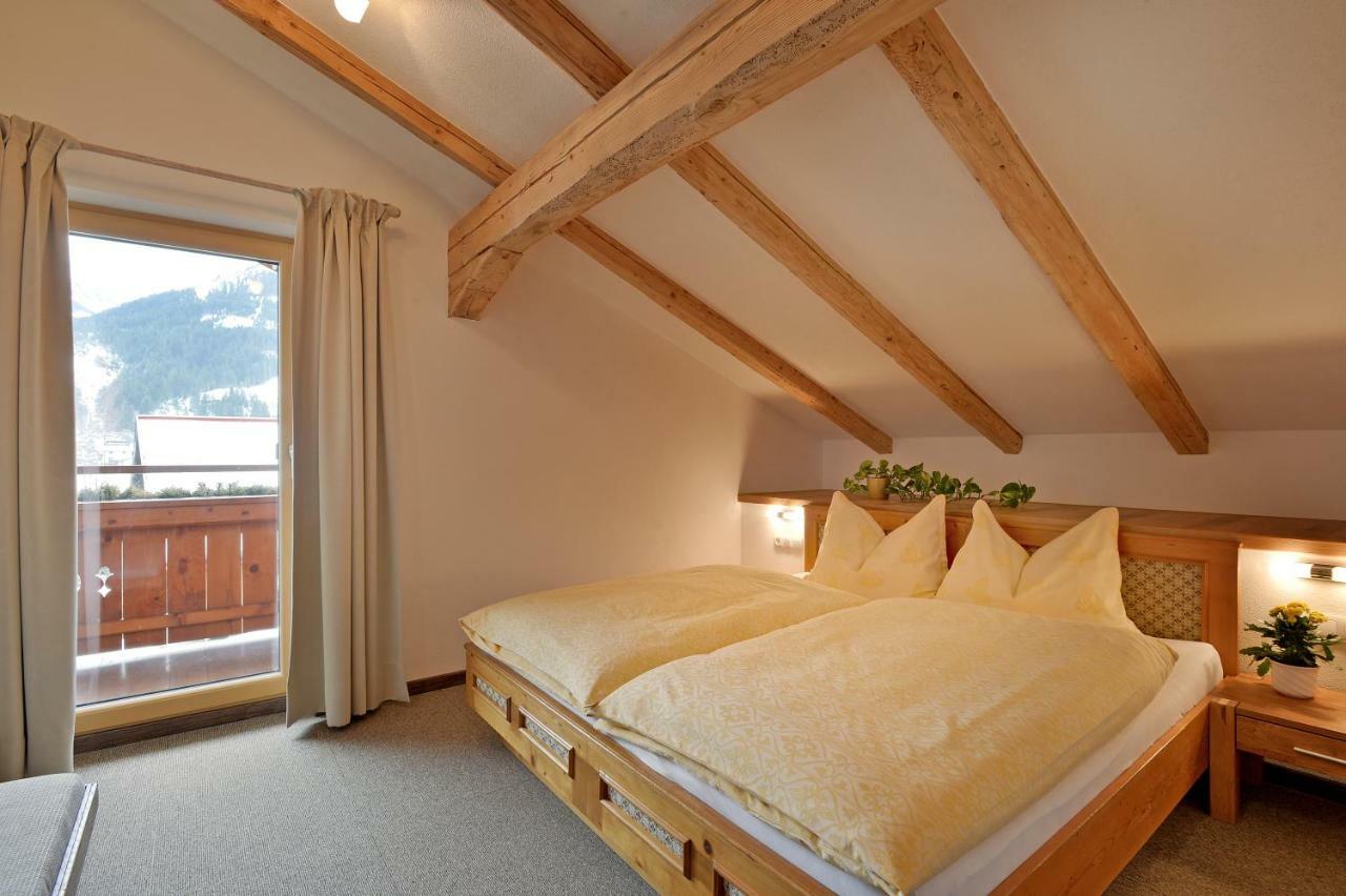 Haus Erika Apartment Brixen im Thale Luaran gambar
