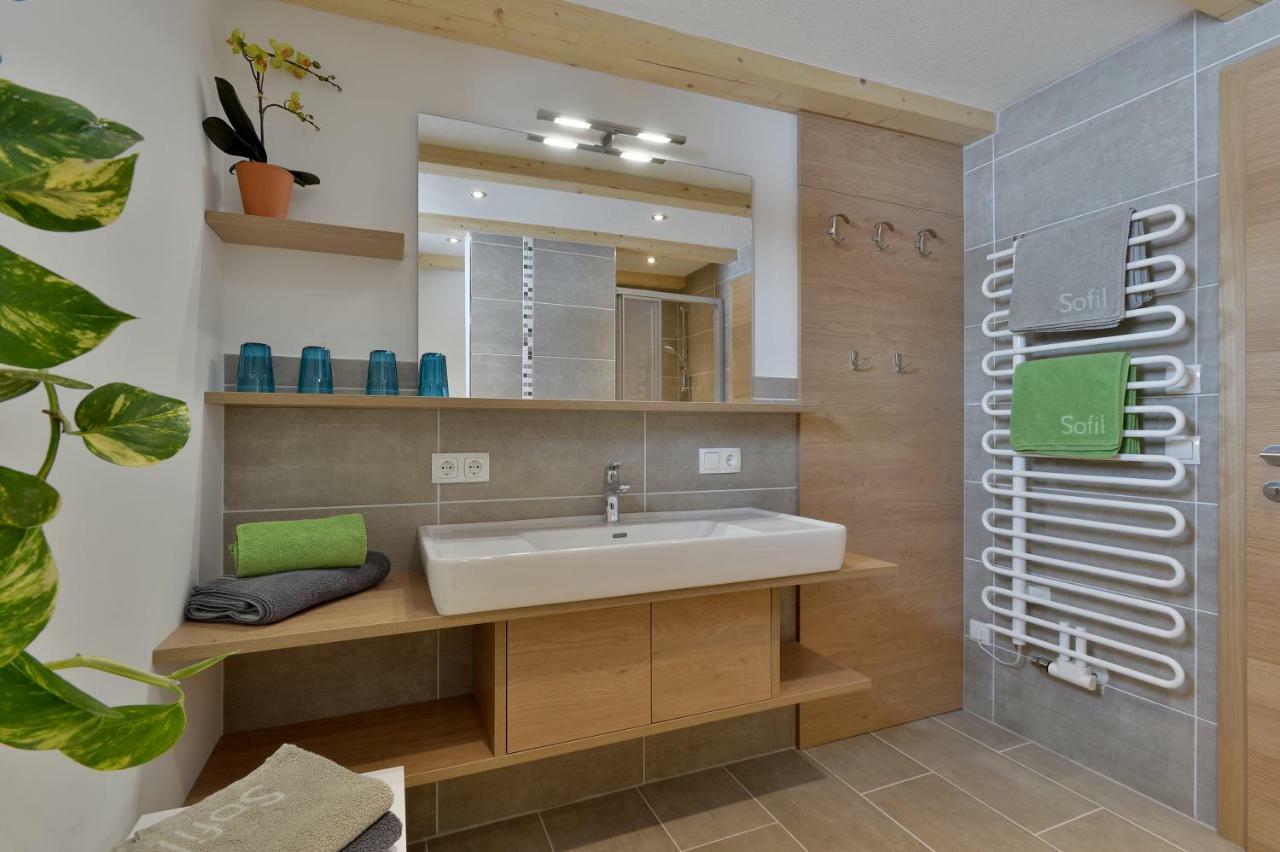 Haus Erika Apartment Brixen im Thale Luaran gambar
